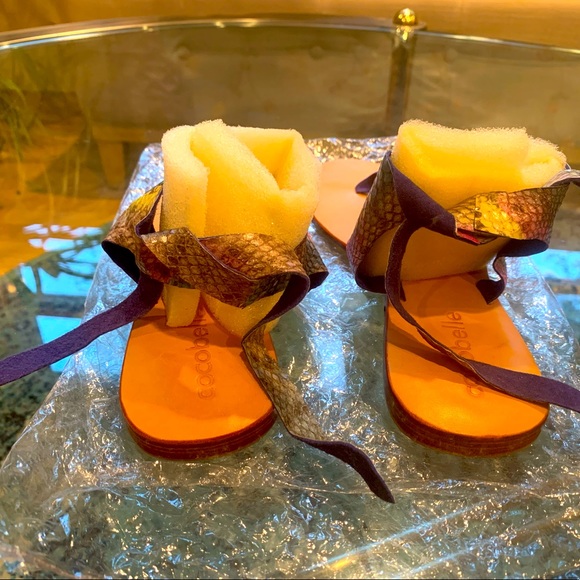 ✨Cocobelle✨ Multicolor Snake Thong W/Tie Strap Sandal - Picture 5 of 15